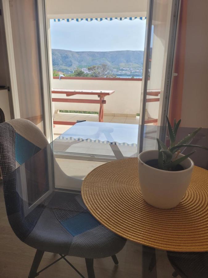 Apartmani Tonci Pag パグ エクステリア 写真