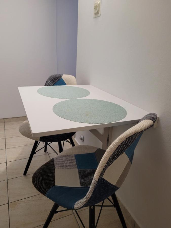Apartmani Tonci Pag パグ エクステリア 写真