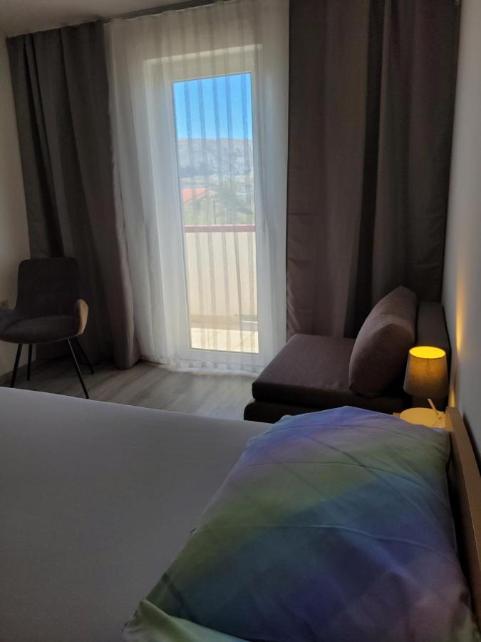 Apartmani Tonci Pag パグ エクステリア 写真